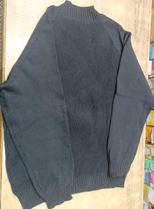 Stylish Navy Black Knit Sweater