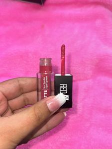 CHERRY COLOR MATTE LIPSTICK