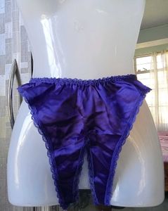 Blue Lace Tong