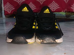 💎 Adidas Shoes 💎