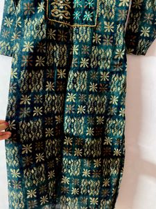 Embroidered Floral Kurta