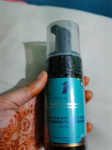Snail 98 Mucin Essence And Pilgrim Face Wash Combo