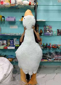 Goose Plush 6ft