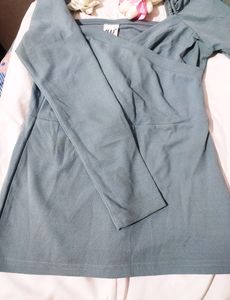 ILLI London Top
