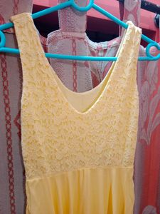 Deep Neck Tailed Dress