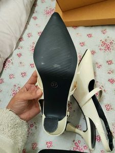 Elegant Slingback Heels