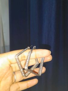 Title: Square Metallic Hoop Earrings