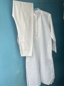 Elegant White Designer embroidery kurta Set