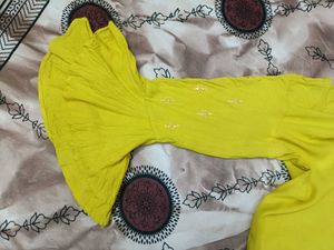 Kurti With Free Gift 🎁
