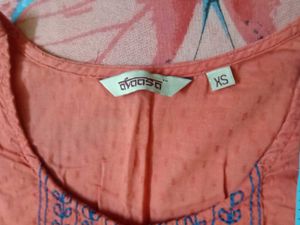 Avaasa Kurti