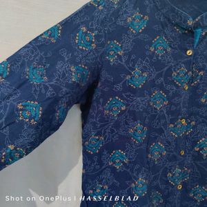 Avaasa Kurta