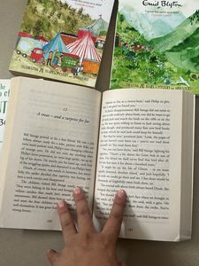 Set Of 4 Adventure Books