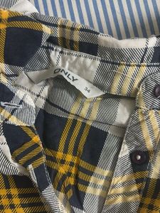 Plaid Sleeveless Top