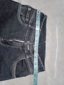 Trendy Straight Fit Jeans For Women&#39;s