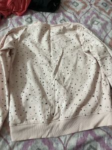 Cute H&amp;M Star Print Sweatshirt