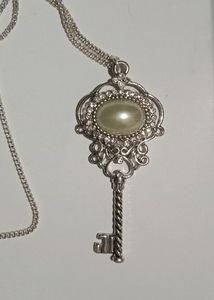 Chain With Pendent