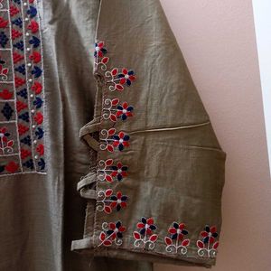 Ladies Designer Kurti