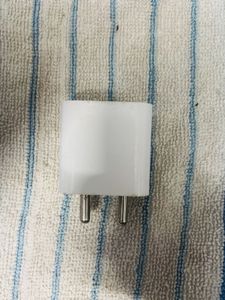 Apple 20W USB-C Power Adapter