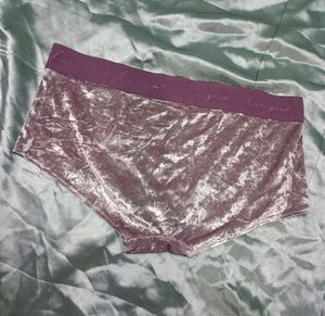 imported Victoria&#39;s secret velvet brief