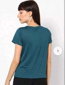 Schiffli Tee