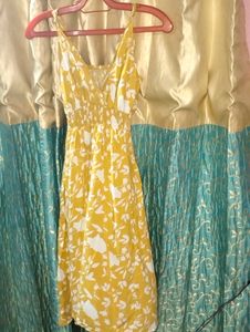 Yellow Dress 💛 Stecible Waist