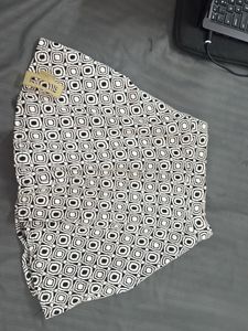 Geometric Print Skirt