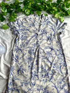 H&M Women’s Blue and White Toile Dress
