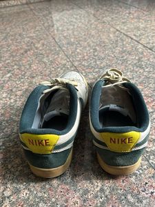 Nike Sneakers - Classic Style