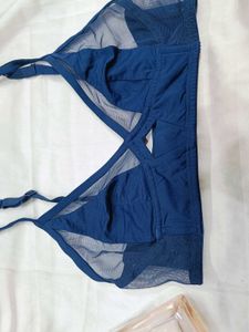 🇳🇿💫🎀Navy Blue too cmfrtble bra.