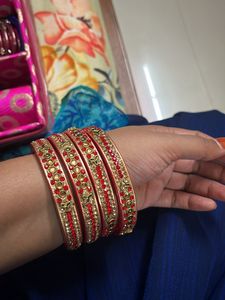 Beautiful Lakh Chuda
