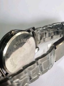 Gorgeous Looking Brand New Watch with Packing