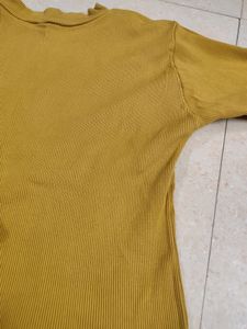 Ribbed Crop Top