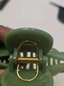 Big-Sized High-Quality Clutcher