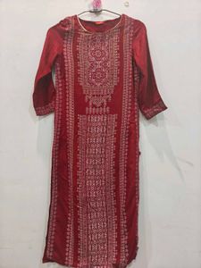 Elegant Maroon Embroidered Kurta