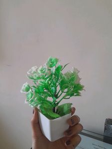 Artificial Flower Pot (Green)