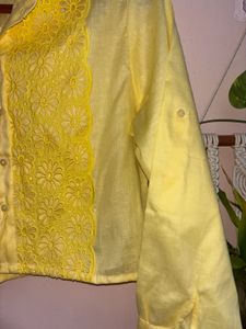 Pretty pastel yellow shirt top 💛🌼!!