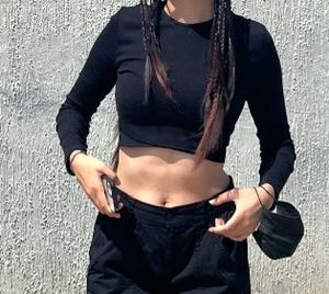 Plain Black Fitted Crop Top