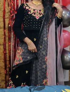 Black Trendy Lehanga