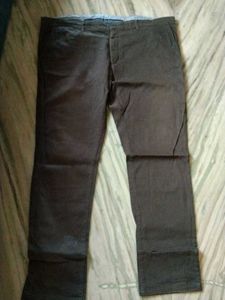 Classic Brown Chinos - Versatile & Comfortable