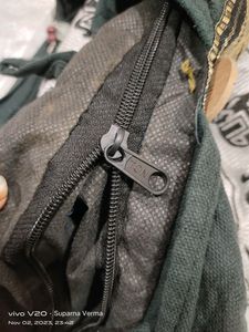 Women&#39;s Handbag With Free Hand Purse