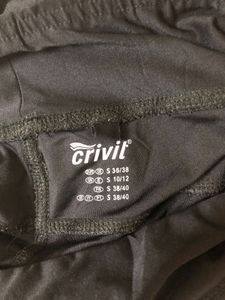 Crivit Black Capri