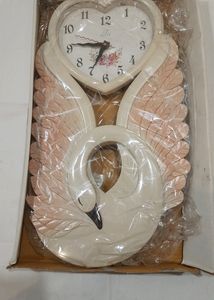 Wall Clock &amp; Decor ⏰️