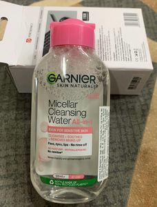 Garnier Micellar Cleansing Water