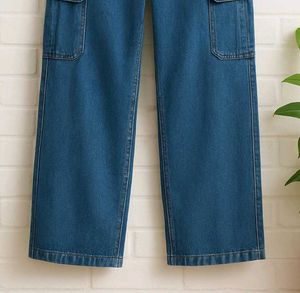 Wide Leg Cargo Jeans