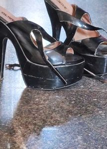 Model Heels