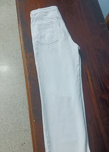 H&amp;M High Waist Straight Fit White Jeans
