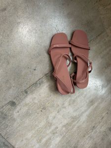 Sneak A Peak Peach 🍑 Colour Heel Sandals