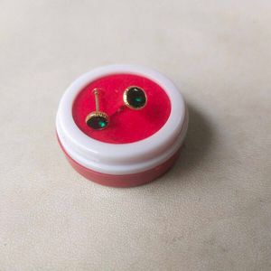 22C Pure Gold Green Dimond Stud Earrings