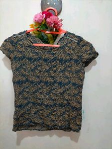 Printed Tee &amp; 3/4 Pant Set