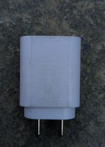 • Samsung Travel Adaptor